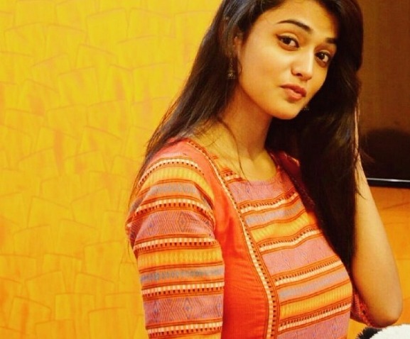 Steffi Cyrill (Splitsvilla 10) Biography Steffi Cyrill (Splitsvilla 10) Biography