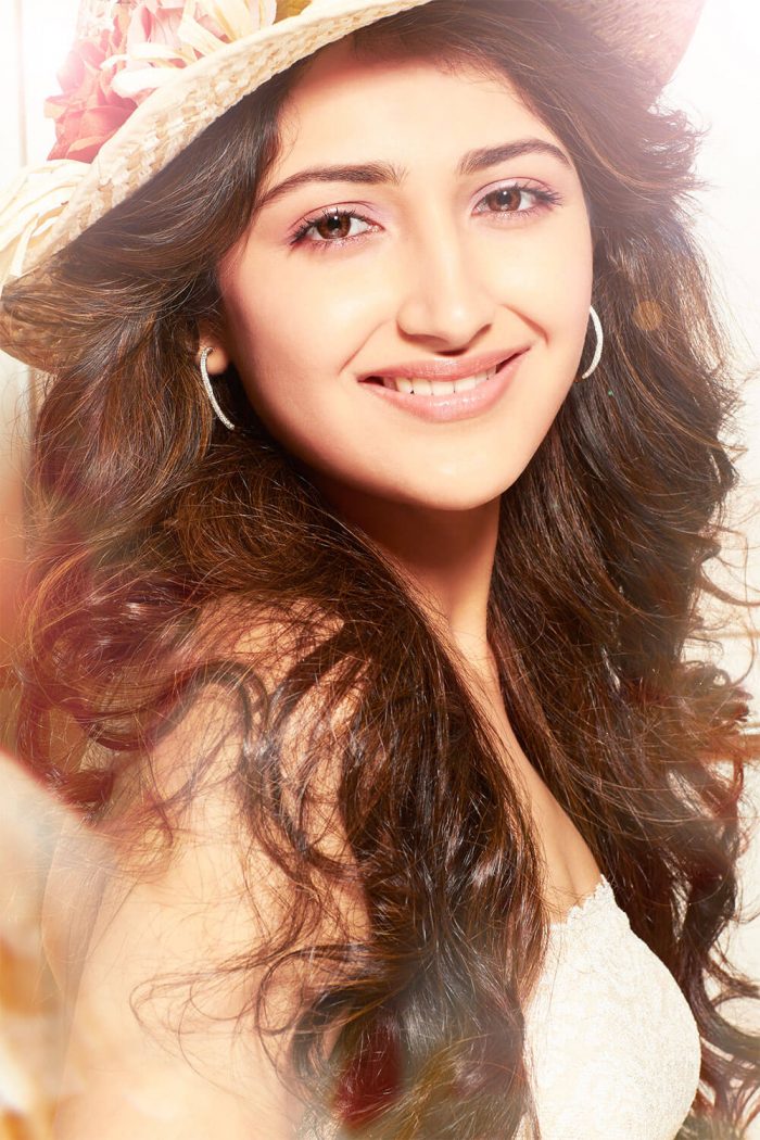 Sayyeshaa Saigal Images