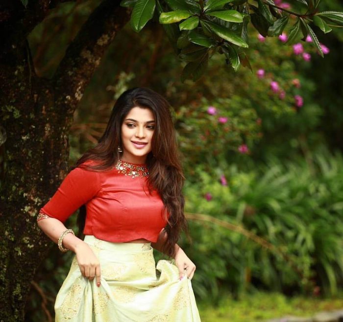 Aathmika Wiki Biography Age Movies Photos Videos News Bugz Some lesser known facts about aathmika does aathmika smoke?: aathmika wiki biography age movies