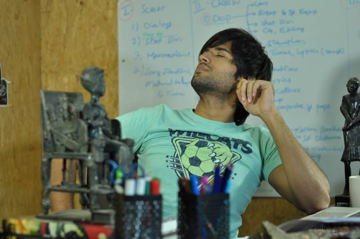 Ye Mantram Vesave Telugu Movie