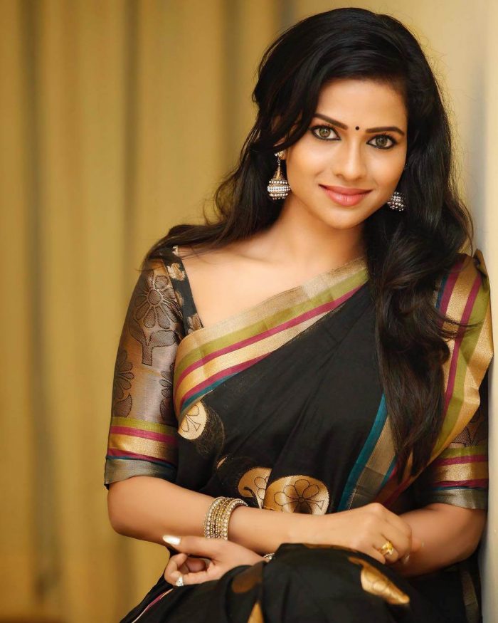 Leesha Eclairs Wiki, Biography, Age, Movies, Serials, Images - News Bugz
