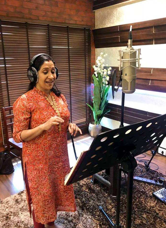 Sujatha Mohan Wiki, Biography, Age, Songs List, Images - News Bugz