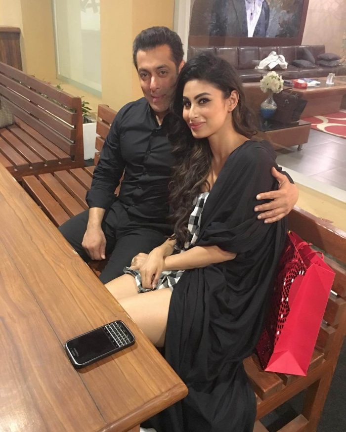 Mouni Roy Wiki Mouni Roy Wiki