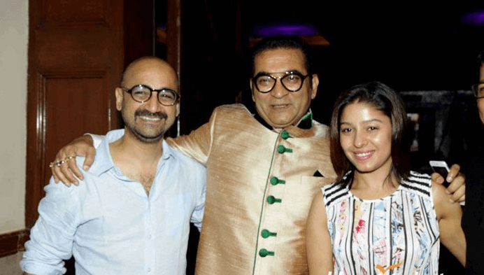 Hitesh Sonik (Sunidhi Chauhan Husband) Wiki Hitesh Sonik (Sunidhi Chauhan Husband) Wiki