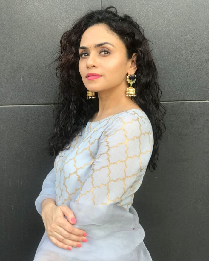 Amruta Khanvilkar