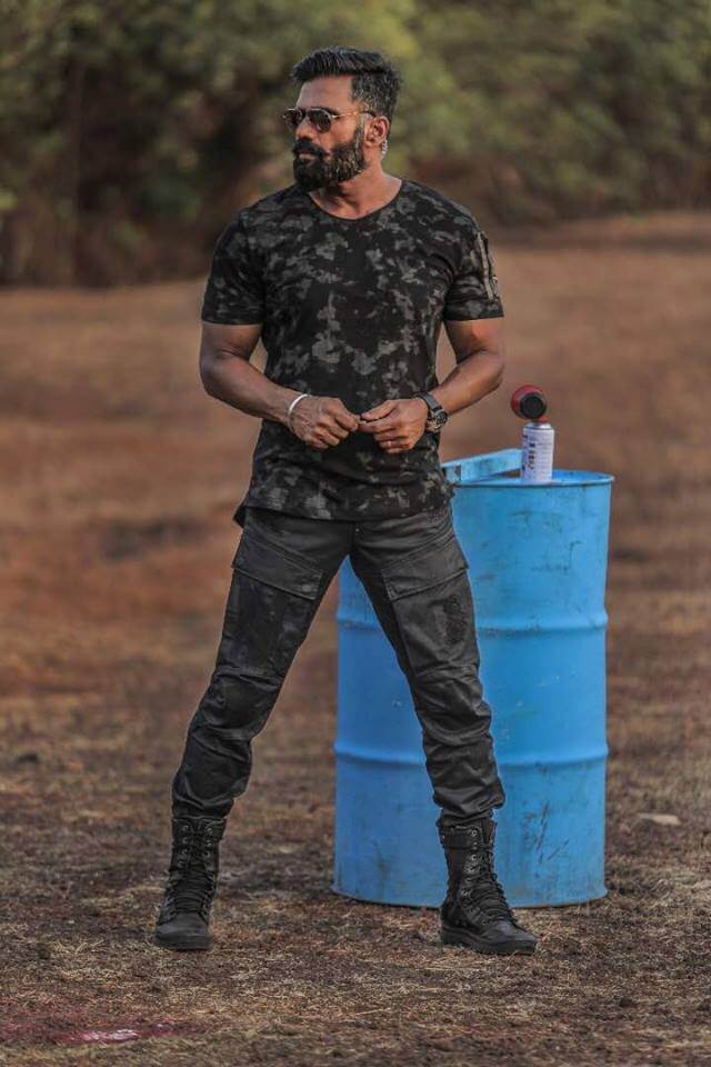 Suniel Shetty Wiki Suniel Shetty Wiki