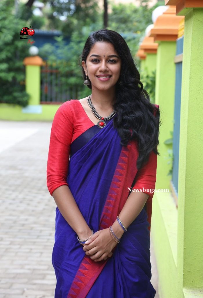 Mirnalini Ravi Images