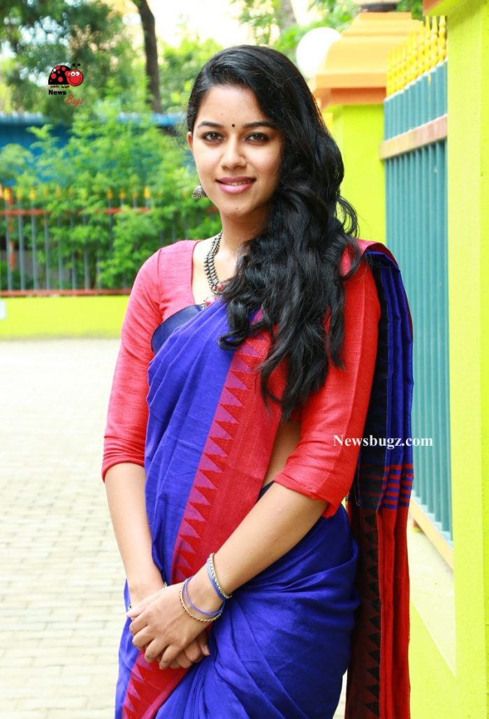 Mirnalini Ravi Images