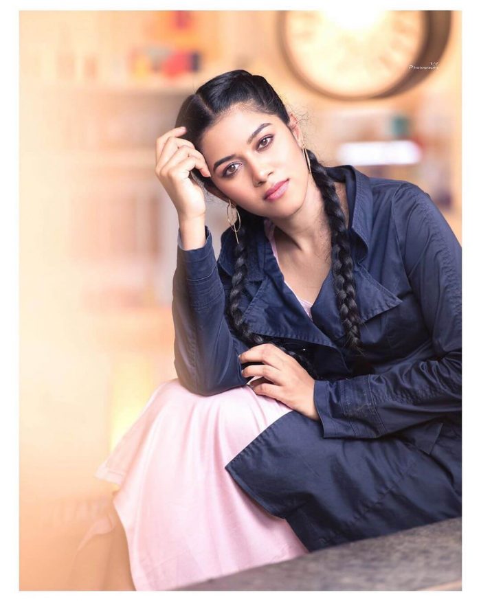 Mirnalini Ravi Images