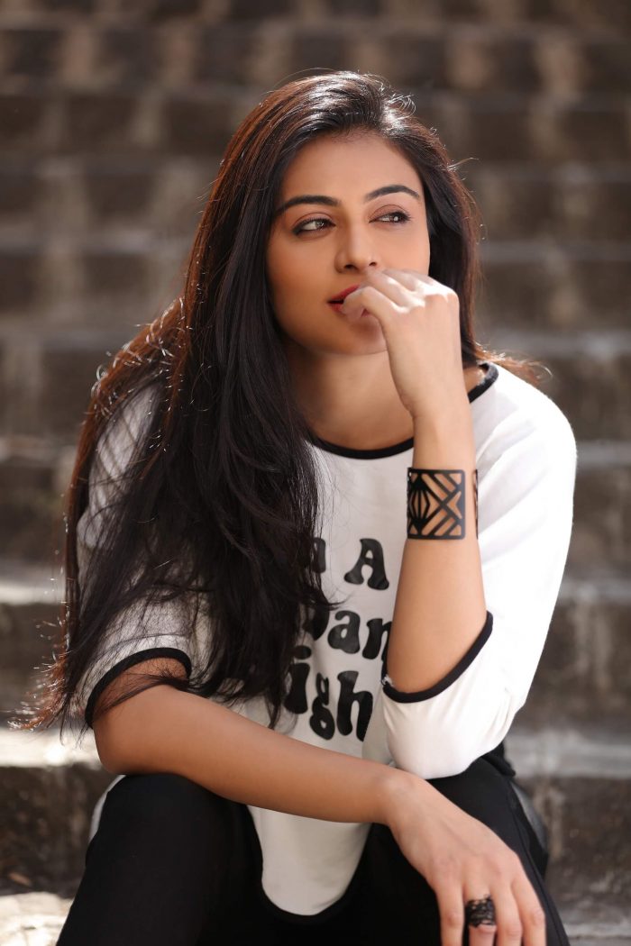 Neha Hinge Wiki Neha Hinge Wiki