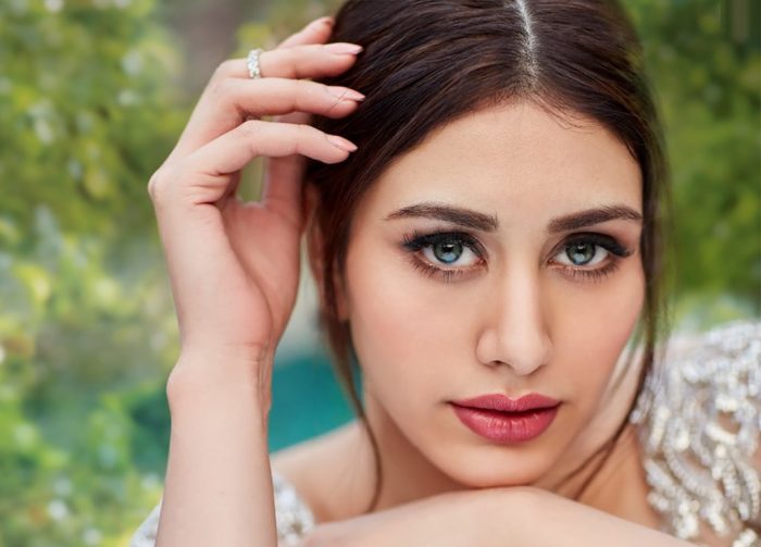 Warina Hussain Wiki, Biography, Age, Images, Movies & More - News Bugz Warina Hussain Wiki, Biography, Age, Images, Movies & More - News Bugz