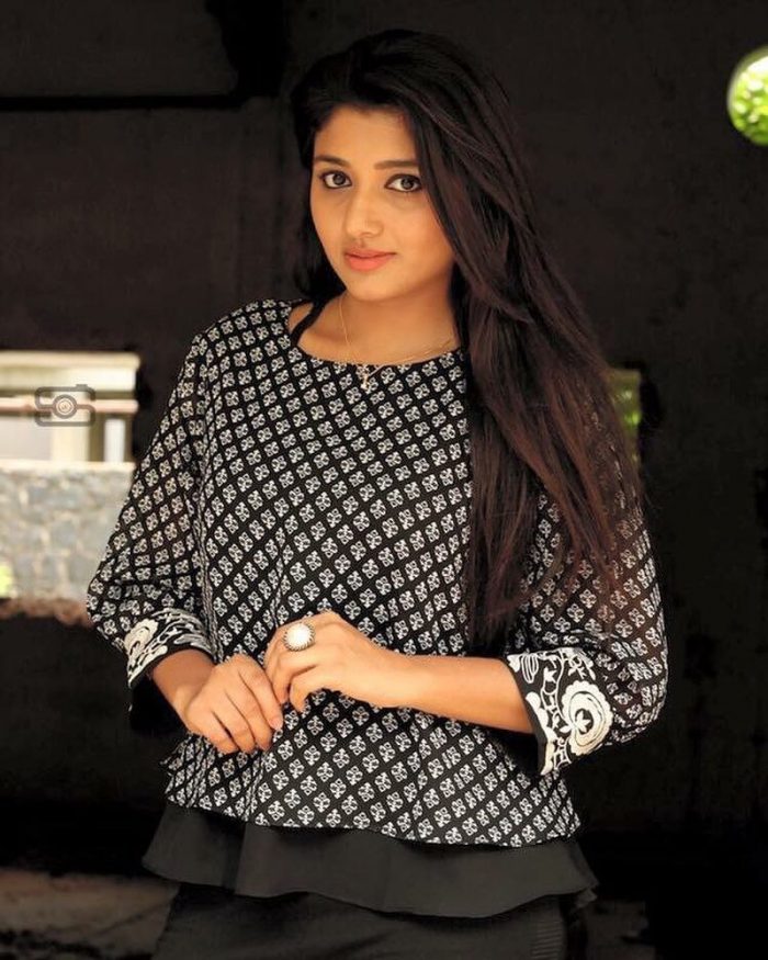 Adhiti Menon wiki Mirnaa