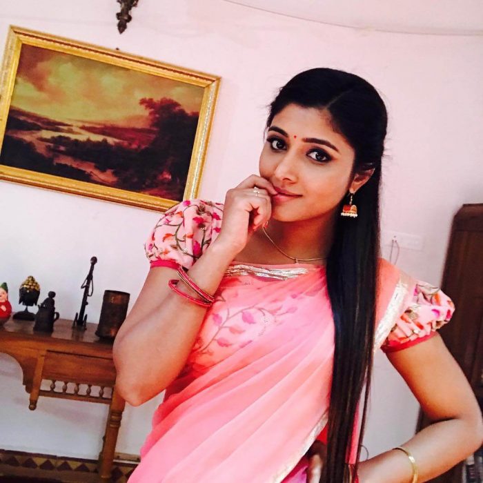 Mirnaa