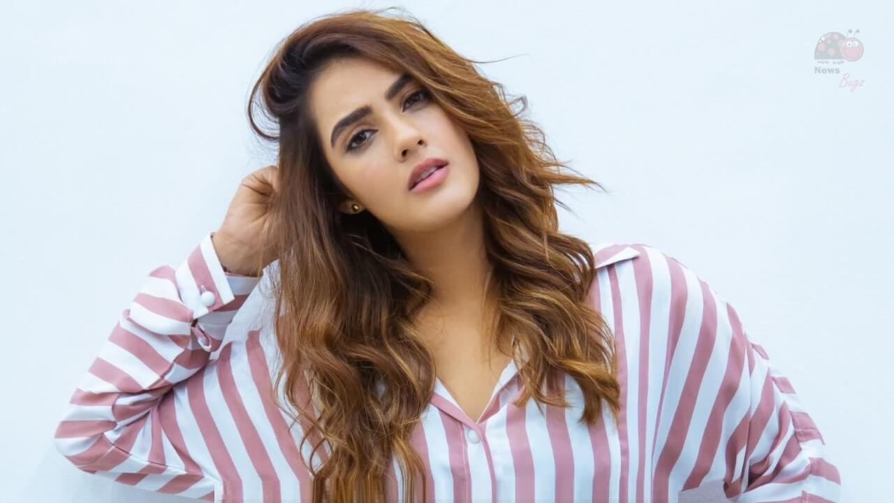 Kavya Thapar