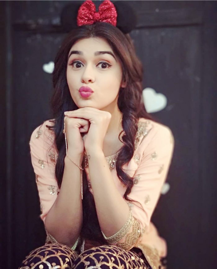 Eisha Singh Wiki Eisha Singh Wiki