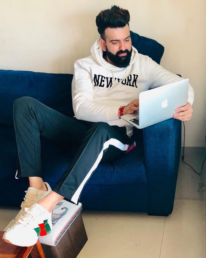 Navraj Hans Wiki Navraj Hans Wiki