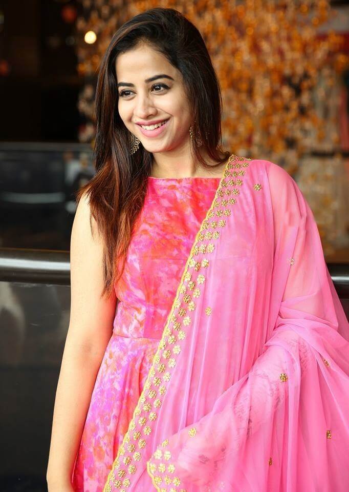 Swathi Deekshith Wiki Swathi Deekshith