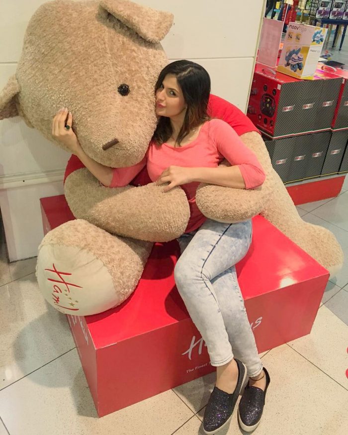 Zareen Khan Wiki Zareen Khan Wiki