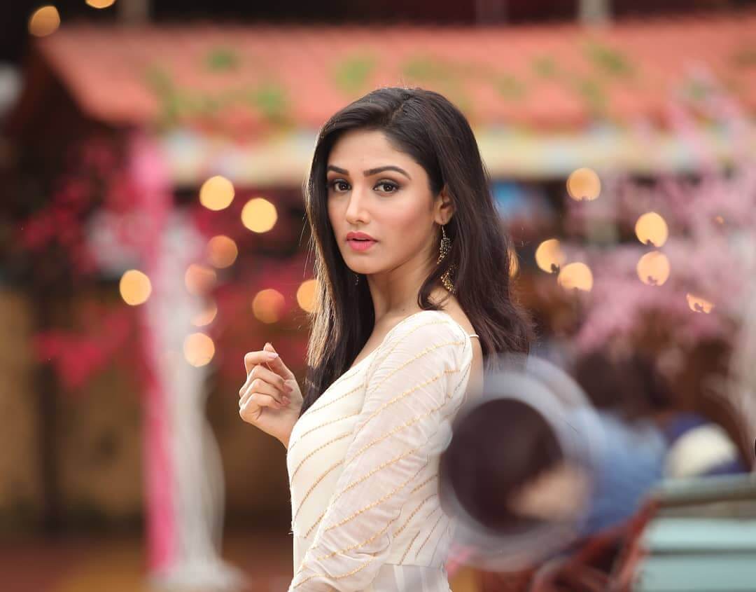 Donal Bisht Images