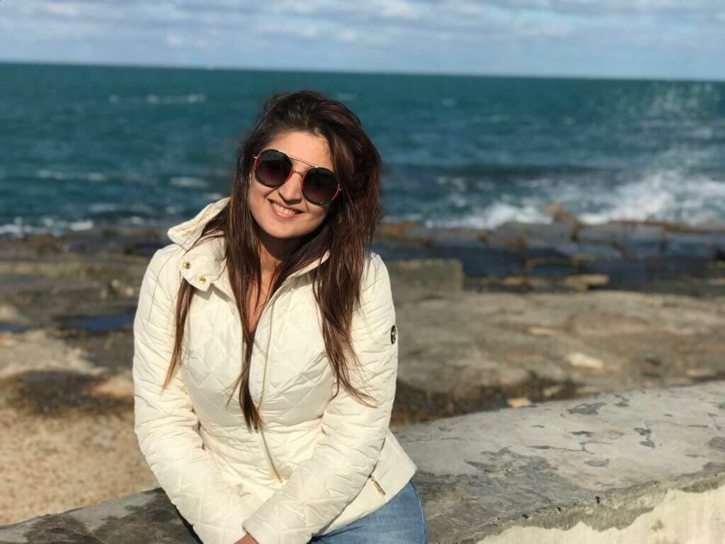 Dhvani Bhanushali Images