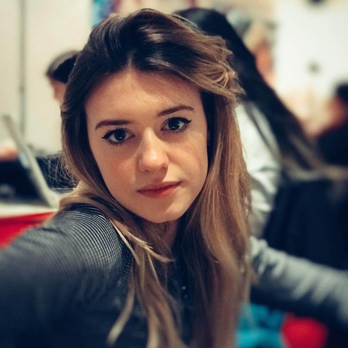 Daisy Edgar-Jones Photos