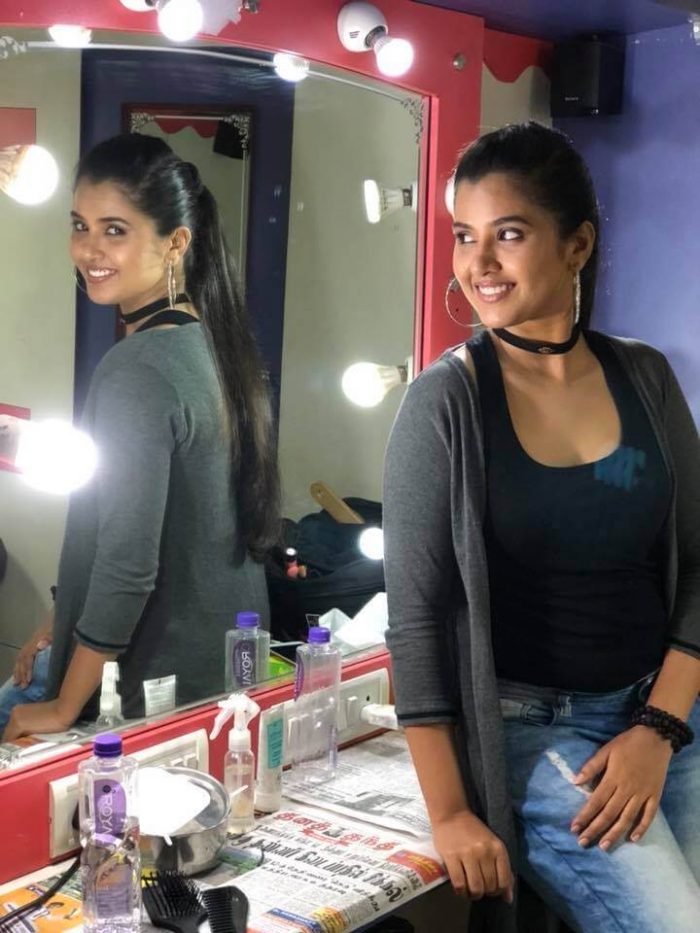 Nanditha Jennifer Images