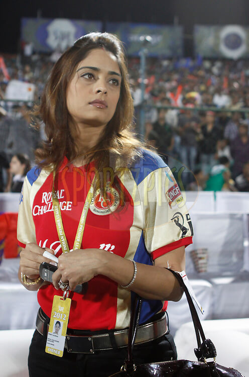 Pinky Lalwani Images