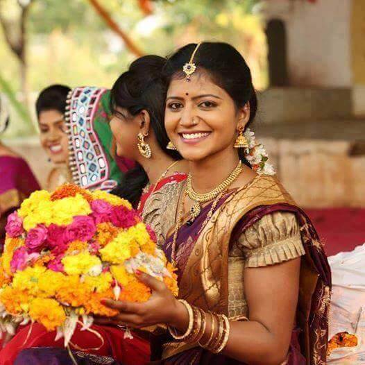 Teenmaar Savitri Images