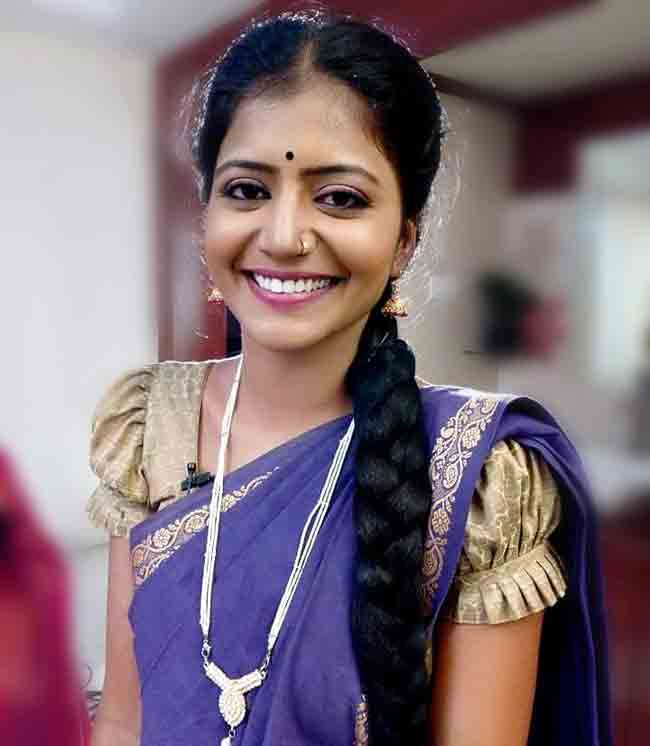 V6 Savitri Images