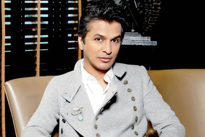 Vikram Phadnis Images