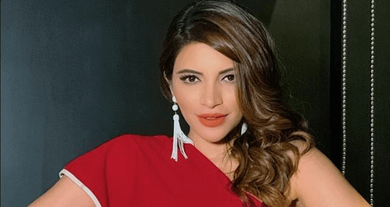 Bollywood Actress Shama Sikander Latest Bikini Pictures shakes internet  Shama  Sikander Bikini Pics బకనల రచచపయన షమ సకదర మతత  చపచసతదగ News in Telugu