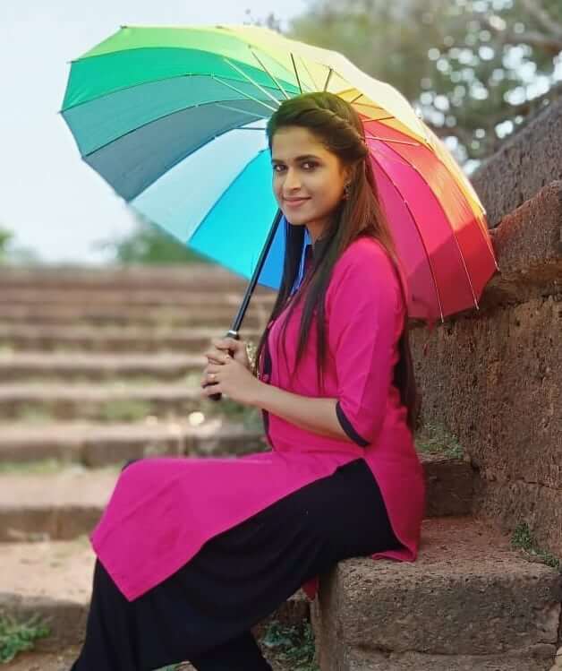 Suma Poojari Images