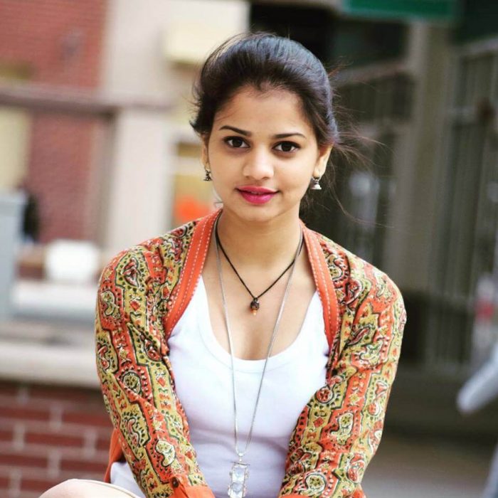 Heroshini Komali R Images