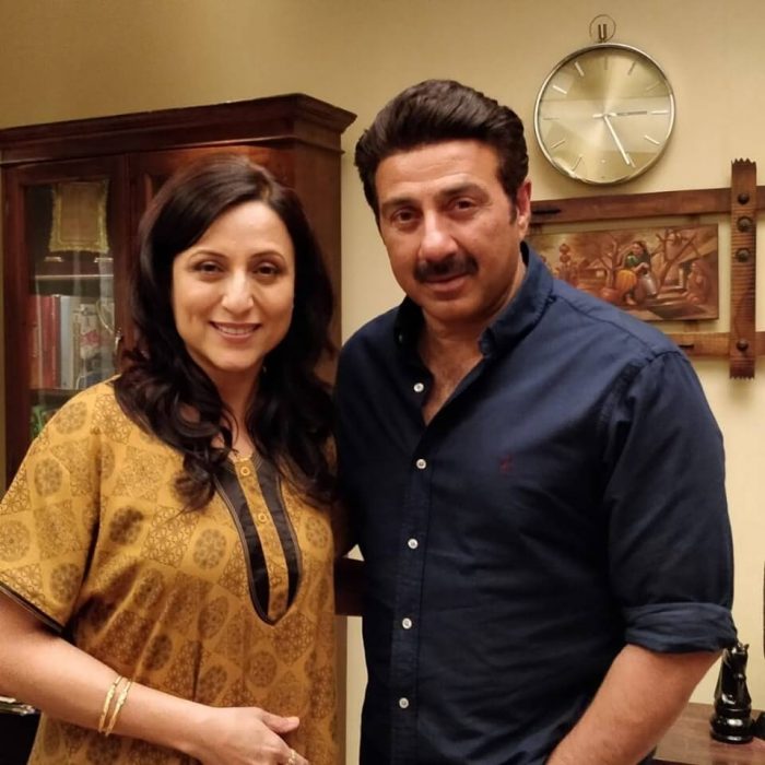 Kishori Shahane Images