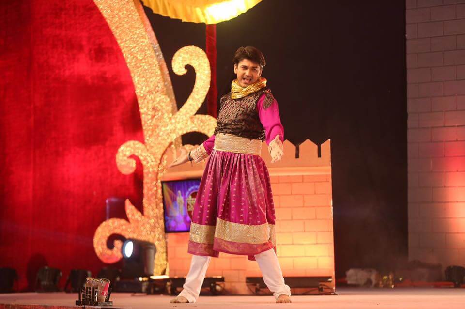 Madhav Deochake Images
