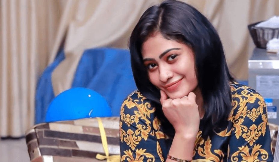 Piumi Hansamali Images