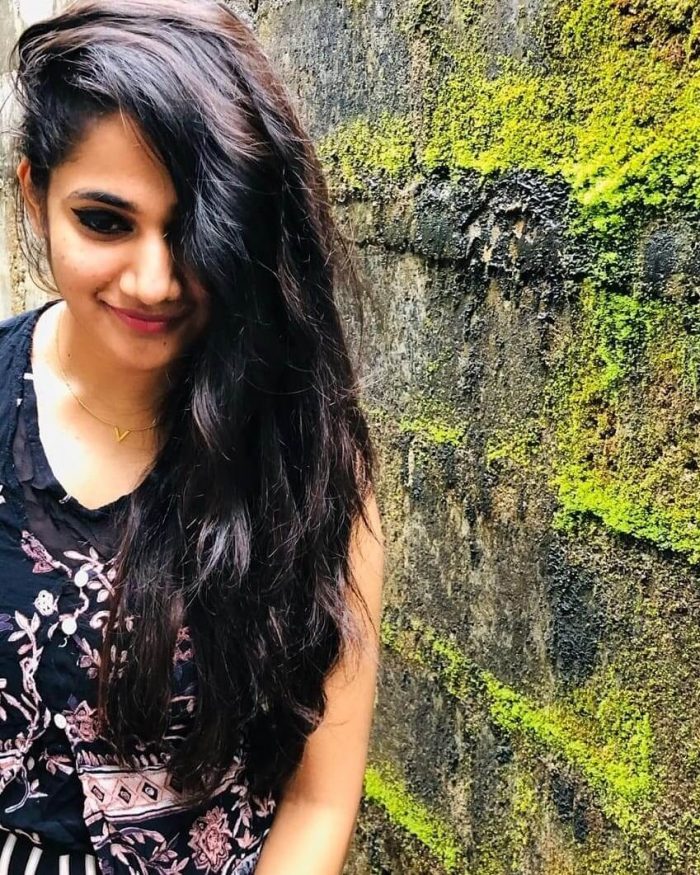 Losliya Images