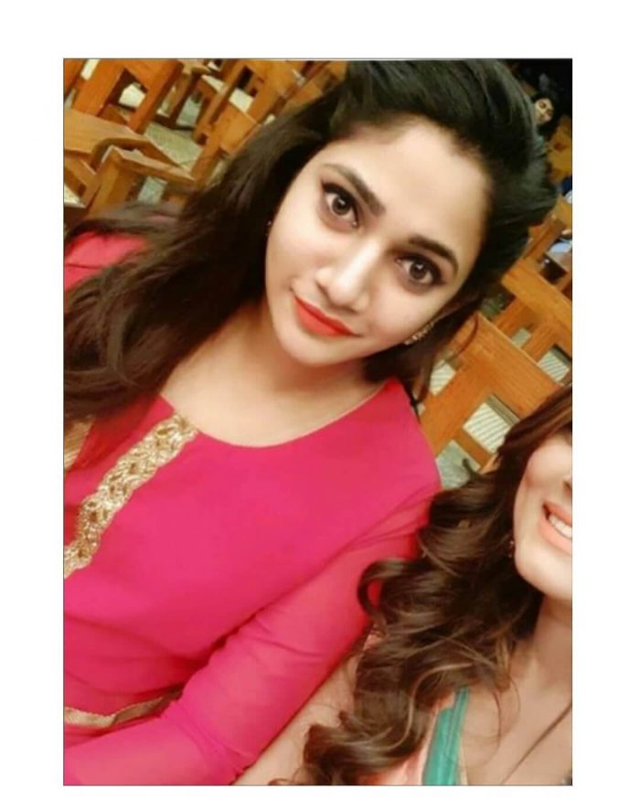 Losliya Images