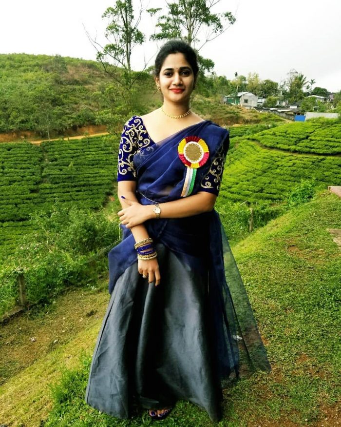 Losliya Images