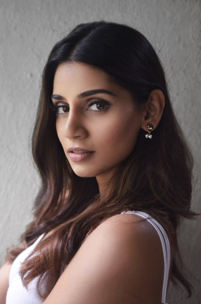 Sanjana Ganesan Bumrah Wife Wiki Biography Age Images Family News Bugz 2012 she participated in the contest diva style yin yang femina sanjana ganesan is a gold medalist at the symbiosis institute of technology in pune. sanjana ganesan bumrah wife wiki