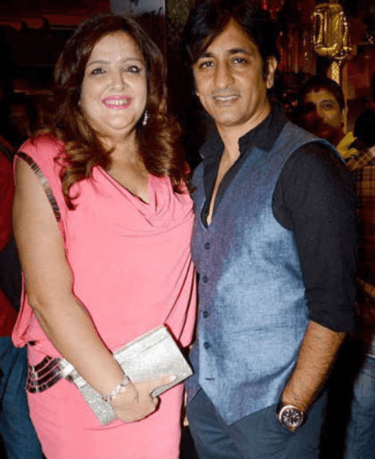 Sunaina roshan Ex Husband Ashish Soni