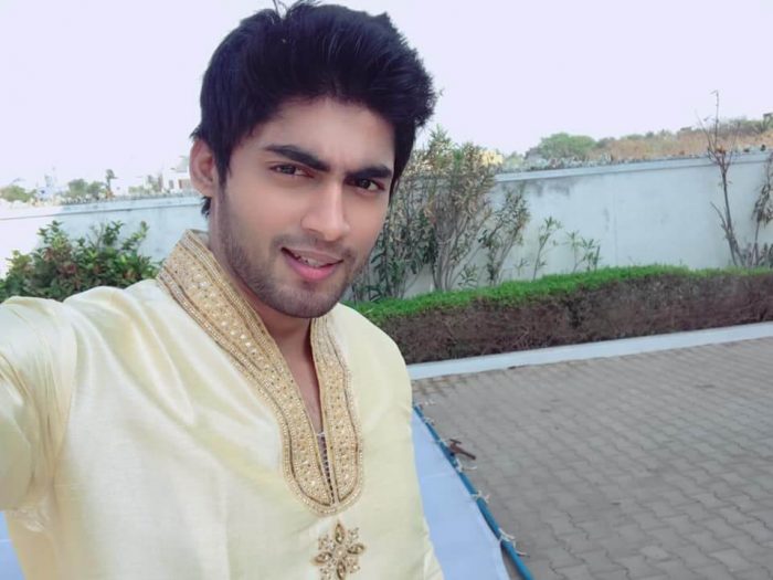 Tharshan Bigg Boss Photos