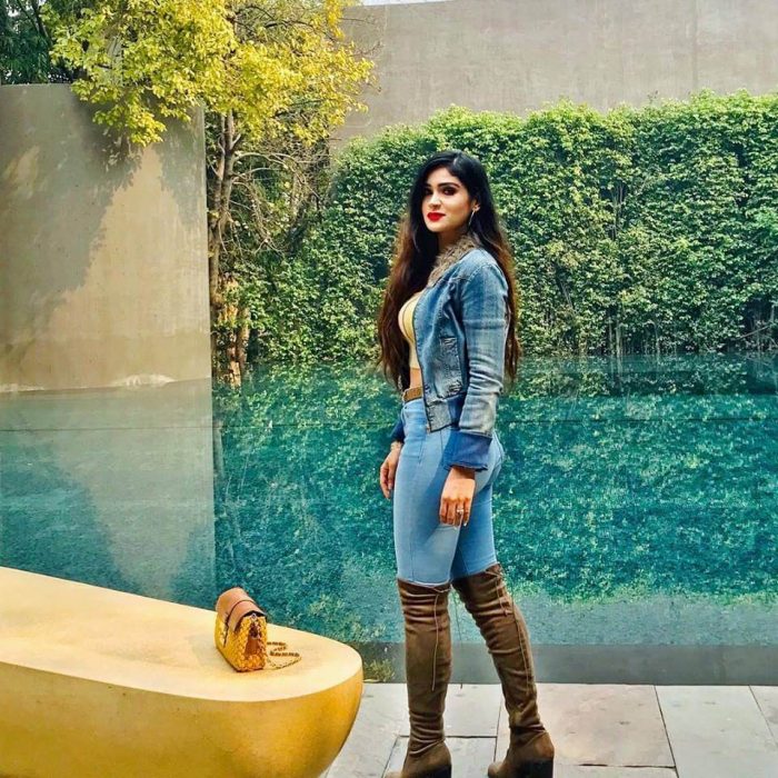 Himadri Pruthi Photos