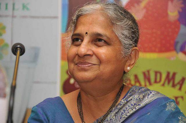 Neeru Deshpande aka Sudha Murthy Photos