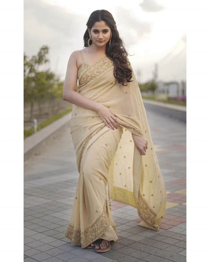 Losliya Images