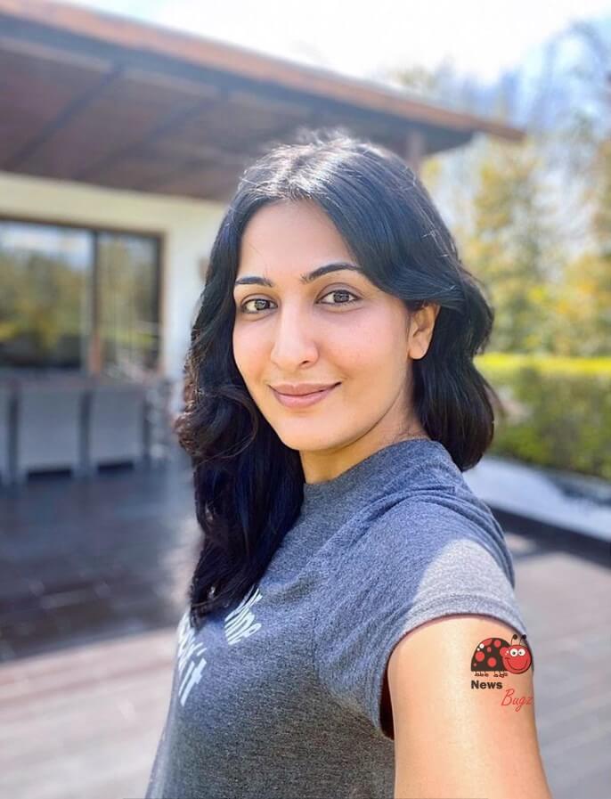 Eisha Chopra