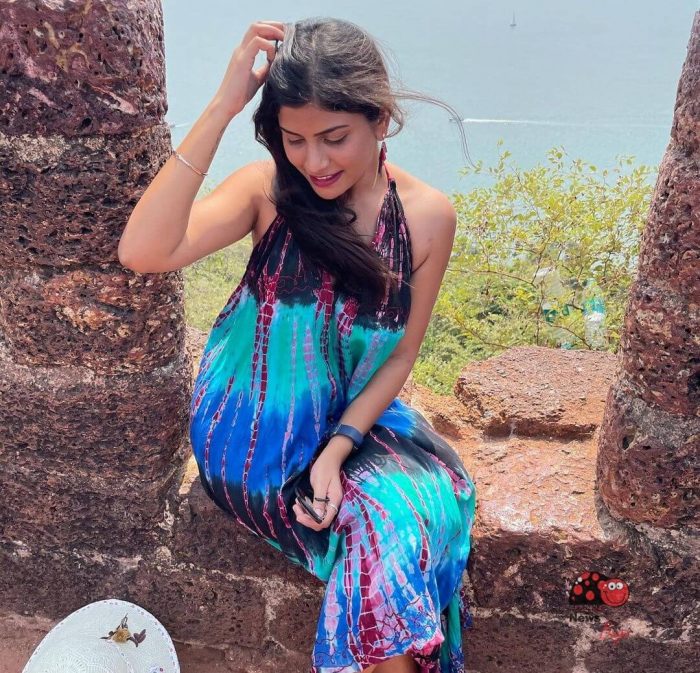 Kirthana Shiny
