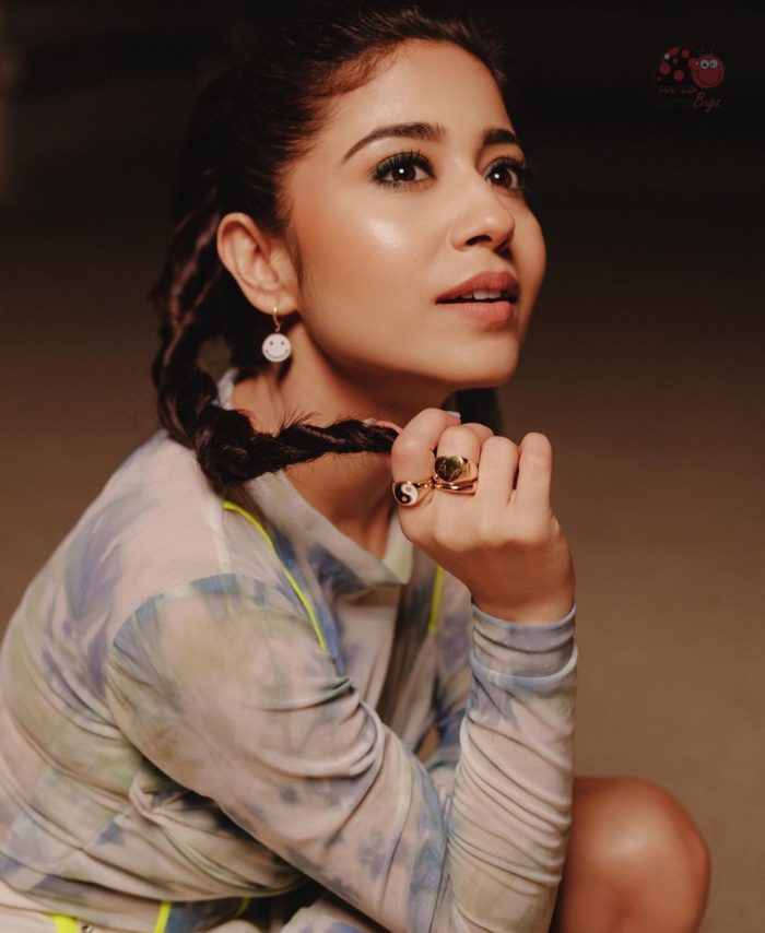 Shweta Tripathi