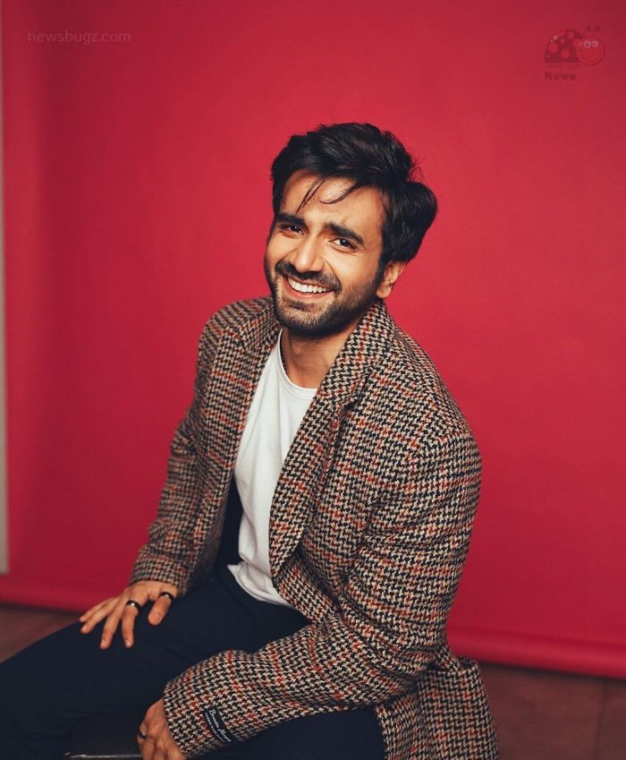 Ayush Mehra