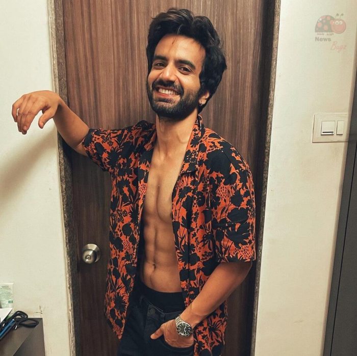 Ayush Mehra